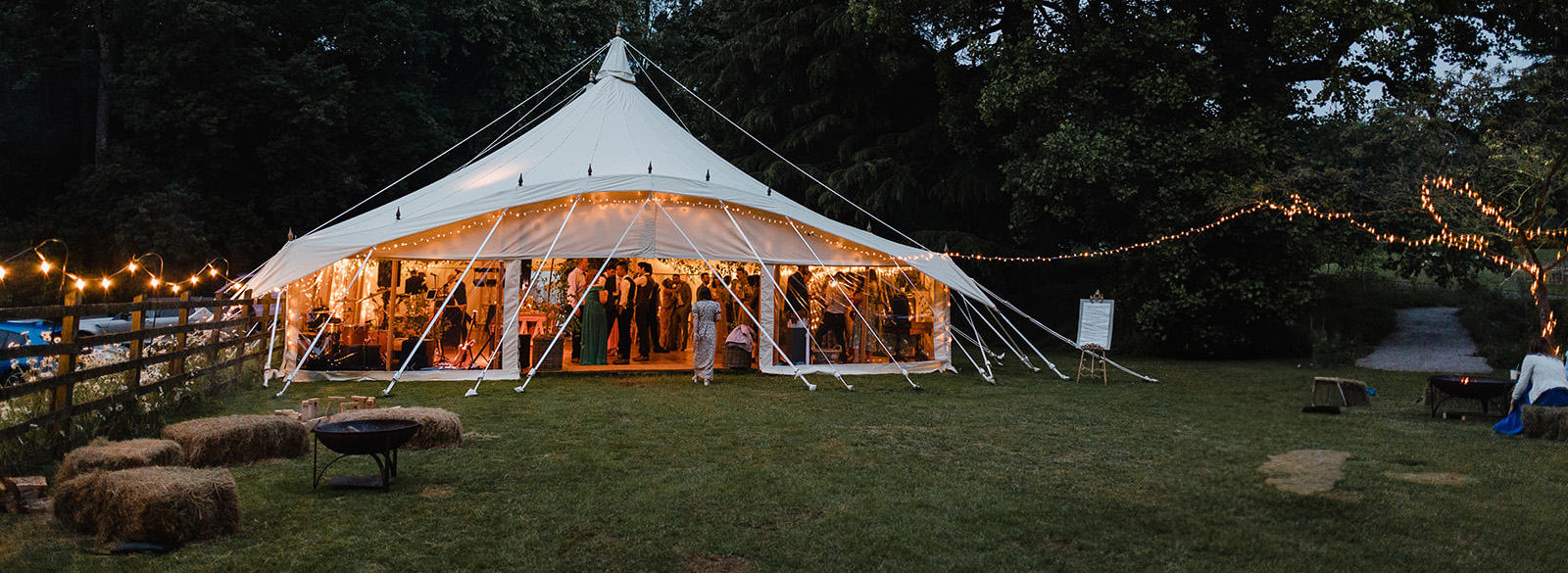 to add beauty & atmosphere to your event